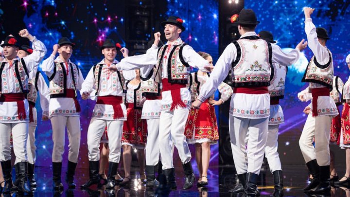 Dansatori moldoveni au făcut furori pe scena "Românii au talent". Ansamblul "Izvorașul" a cucerit printr-o prestație extraordinară