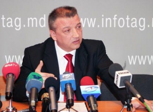 Бывший советник президента Серджиу Мокану выступил с новыми обвинениями в адрес известного предпринимателя Владимира Плахотнюка