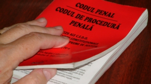 Из-за несовершенства законодательства чиновников не накажут за опоздание или отказ от подачи декларации о доходах