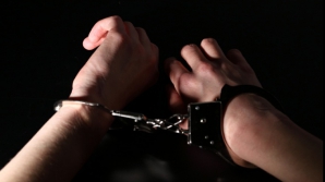 Два вора под видом полицейских ограбили квартиру