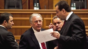 Deutsche Welle: Олигархи в парламенте, боясь налоговой реформы, толкают правительство к отставке