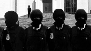 Обыск ЦБЭПК привел к тяжелому ранению офицера и задержанию 10 человек, среди которых один пограничник