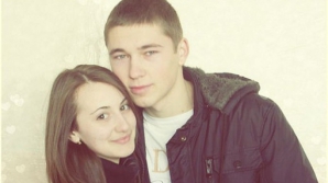 Слезы и боль в Дурлештах: Ольгу и Илью провожают в последний путь