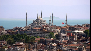 Две великие культуры - азиатская и европейская - встречаются в Стамбуле