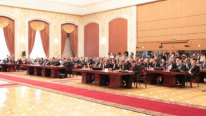 Депутаты от АЕИ предлагают санкции в отношении бойкотирующих заседания парламента