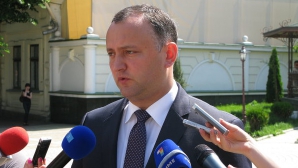 Додон пока не решил, остаться депутатом или стать советником: "Может, стану мэром"