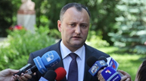 Додон: Не могу сказать, голосовал бы Эминеску за меня или нет