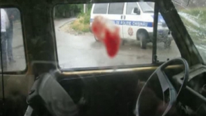 В заброшенном автомобиле нашли бомжа без признаков жизни