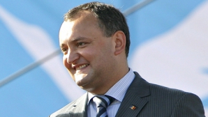 Додон о том, как будут сотрудничать советники-коммунисты с мэром-либералом: Еще неизвестно, кто станет мэром