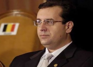 Лупу ожидает, что ему принесут должность президента на блюдечке с голубой каемочкой, считает аналитик