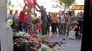 Протесты на центральном рынке. Столкновения с ПОЛИЦИЕЙ