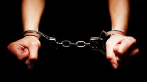 В Санкт-Петербурге двое граждан Молдовы ограбили и изнасиловали девушку