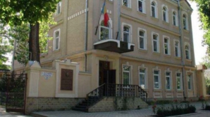 В сентябре КС ответит на обращение АЕИ по вопросу избрания президента