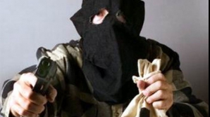 В Каушанах задержаны трое молодых людей, подозреваемых в серии ограблений