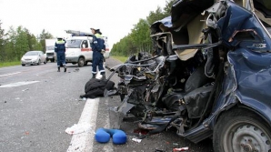 Двадцать человек пострадали в результате ДТП при въезде в Яловены