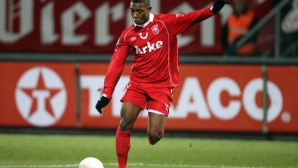 Элджеро Элиа перешел из немецкого "Гамбурга" в состав туринского "Ювентуса"