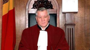 Пушкаш:  Письмо Воронина, адресованное КС, является вмешательством в деятельность инстанции и должно быть отозвано