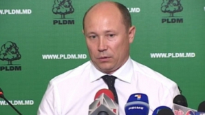 Стрелец: Конституционная реформа не может быть реализована ​​в нестабильный период. ЛП гоняется за политическими дивидендами