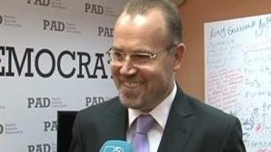 Михай Годя вылечил зубы на деньги друзей