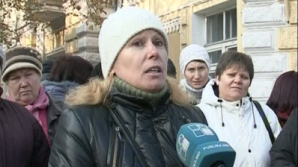 Двойной протест у кишиневской мэрии! Одни недовольны закрытием тираспольского рынка, другие – отсутствием тепла в квартирах