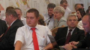 Советники-коммунисты о Додоне: Если он такой «паровоз», почему тогда не победил на выборах? 