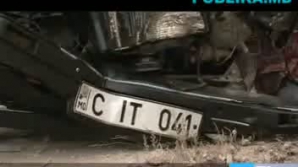 Авария с участием полицейского: врезался на большой скорости в машину и в микроавтобус на встречной полосе