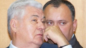 Додон о закулисах: Воронин в ловушке. ПКРМ - это формирование Ткачука. От хорошего хозяина не уходят, в особенности женщины 