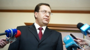 Лупу потребует от правительства письменных объяснений по делу подделки подписи министра МВД Алексея Ройбу