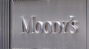 Moody's понизило кредитные рейтинги трех ведущих французских банков 