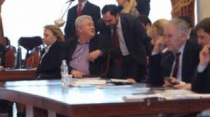 Коммунисты решили: Мунтян, Постойко и Загородный будут вести переговоры с АЕИ по вопросу избрания президента