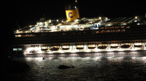 Крушение судна у берегов Италии: три человека погибли, 13 получили ранения 