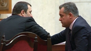 Движение «Антимафия» объявляет ультиматум и грозится заблокировать деятельность частных институтов