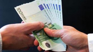 Пражское туристическое агентство предлагает туристам посетить "гнезда коррупции"