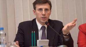 Горячая вода, заявления коммунистов и сожаления Киртоакэ