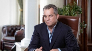 Имущество Плахотнюка: квартира в три миллиона, гаражи, автомобили класса "люкс" и акции телеканала