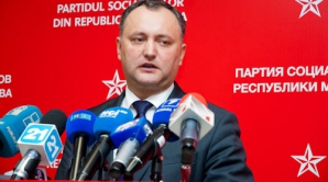 Додон о ПКРМ: "Они выбрали путь слабаков и спрятались за баррикадами"