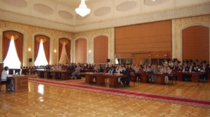 Специальное заседание парламента. Депутаты готовятся к голосованию ТЕКСТ ОНЛАЙН