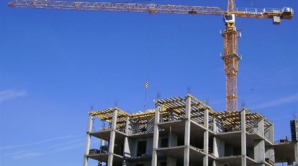 Жертва непогоды: мужчина упал с 7-го этажа строительной площадки из-за сильного ветра