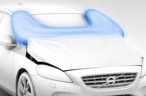 Volvo представила подушку безопасности для пешеходов