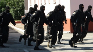 Fulger провел учения  с применением спецсредств и бронетехники. Жители столицы встревожены (ВИДЕО)