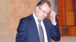 АЕИ уговорил Годю: "Я проголосую за президента"