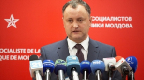 Додон устанавливает отношения с коммунистами