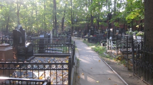 Многие жители Молдовы отмечают сегодня день поминовения усопших