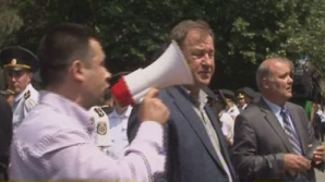 Недовольство у Дворца республики после принятия закона об обеспечении равенства (ВИДЕО)