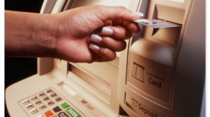 Бухгалтер больницы мошенническим путем снял со счетов учреждения 900 тысяч леев