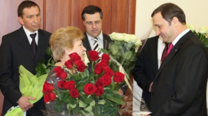 Завтра Филату исполнится 43 года. Узнай, чего премьер желает сам себе