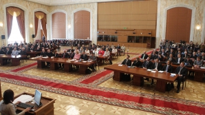 Реакция ЛП и ЛДПМ на уход трех депутатов из ПКРМ