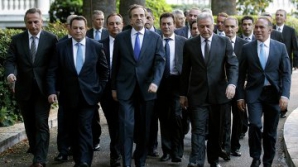 Премьер Греции сократил зарплату членов кабмина на 30 процентов