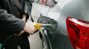 Снизились цены на бензин и дизтопливо