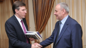 Киртоакэ о Тимофти: У нас есть президент, а он как будто ничейный